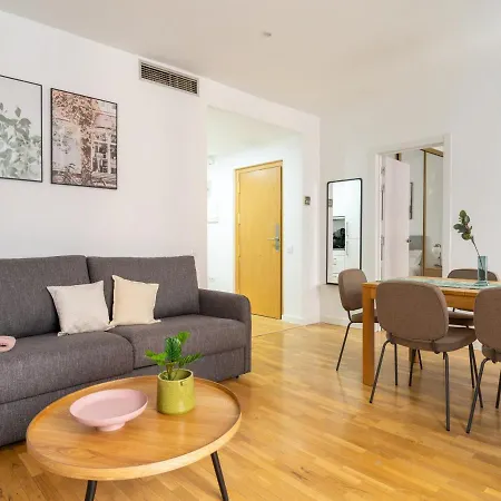 Limehome Madrid San Lorenzo Exterior photo