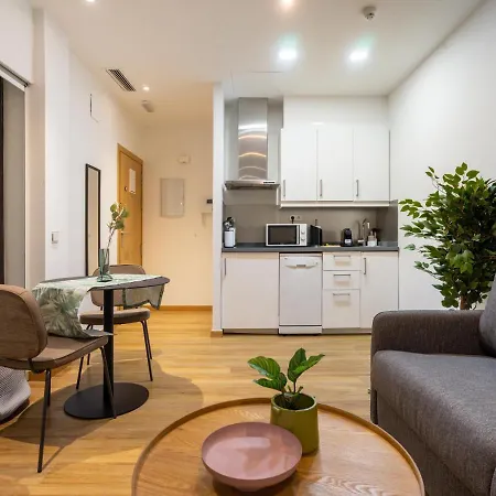 Limehome Madrid San Lorenzo Exterior photo