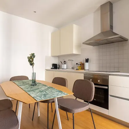 Limehome Madrid San Lorenzo Exterior photo
